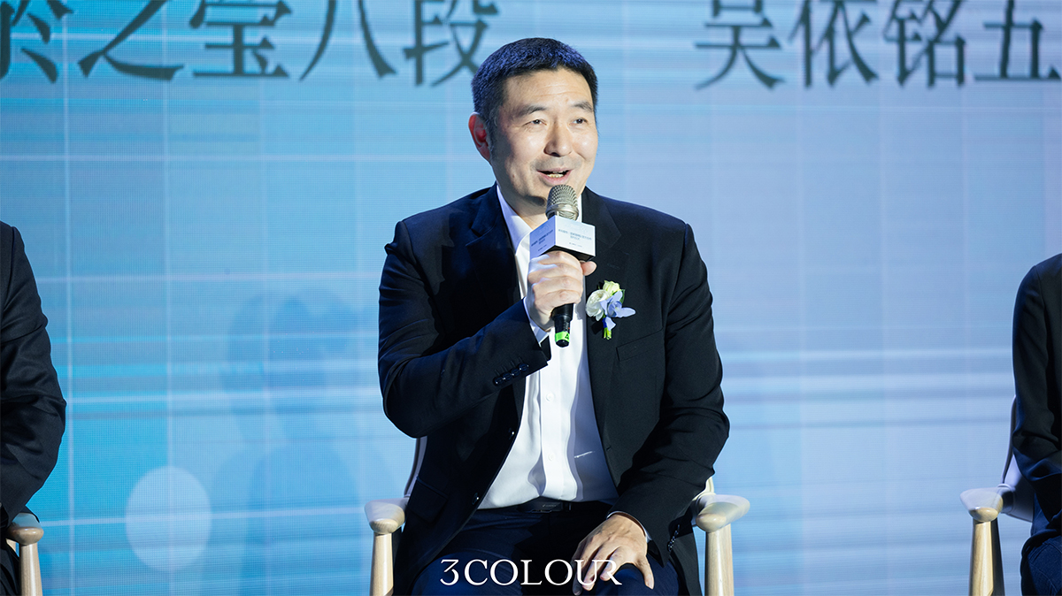 卓尚服飾丨齊聚王者之師，共尚凌云之志